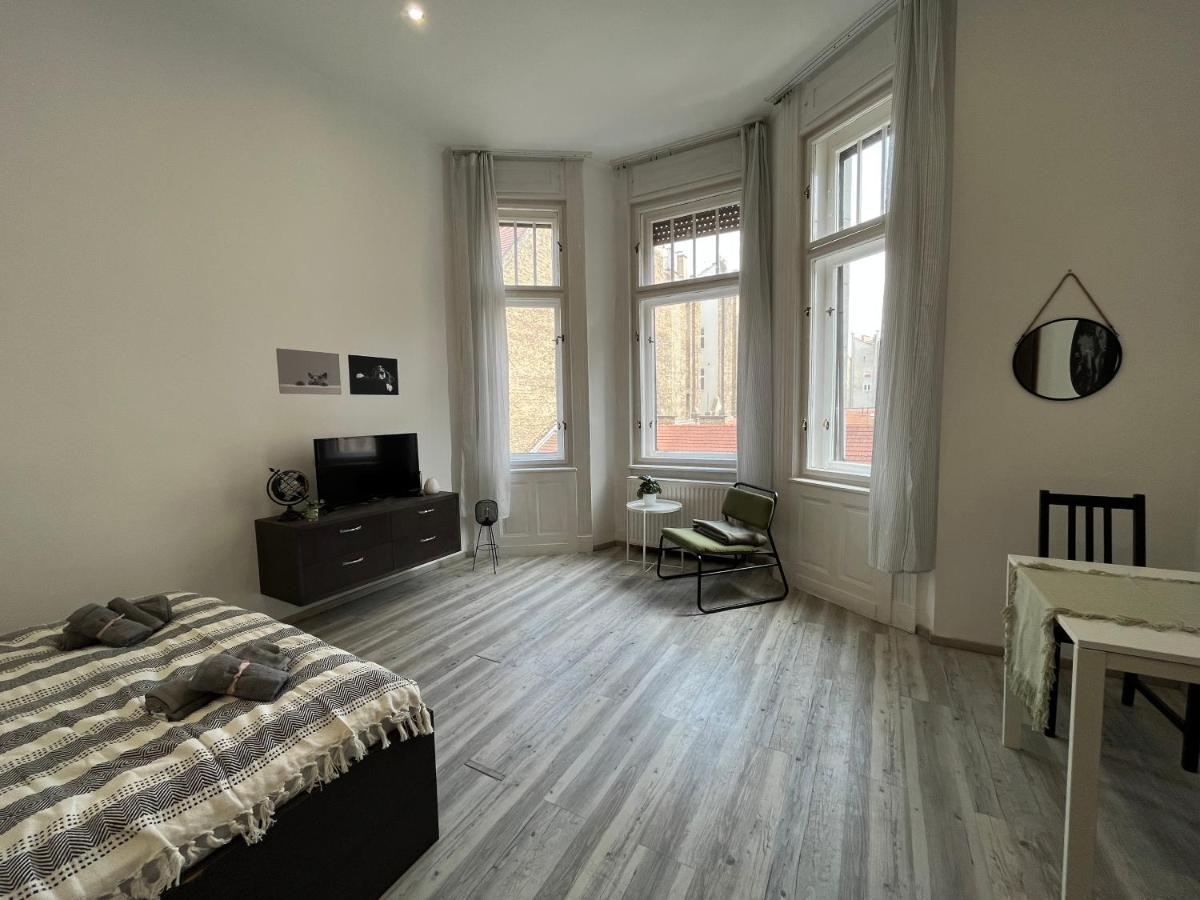 D58 Superior Apartments In The City Center Boedapest Buitenkant foto